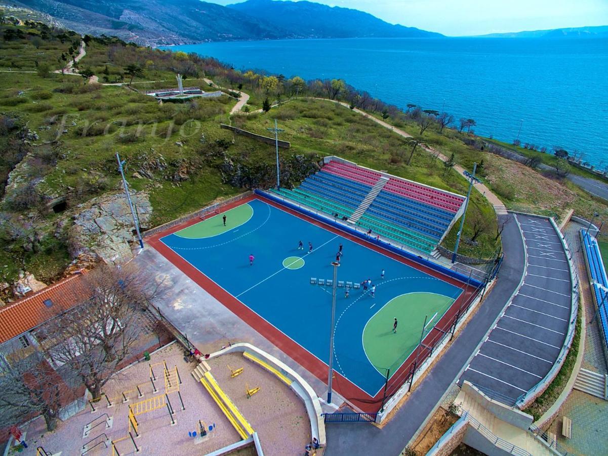 Apartment Senj Сень Экстерьер фото