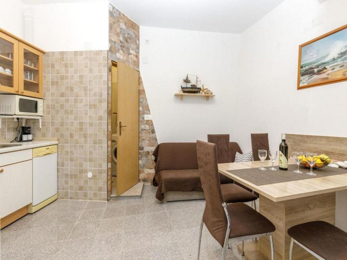 Apartment Senj Сень Экстерьер фото