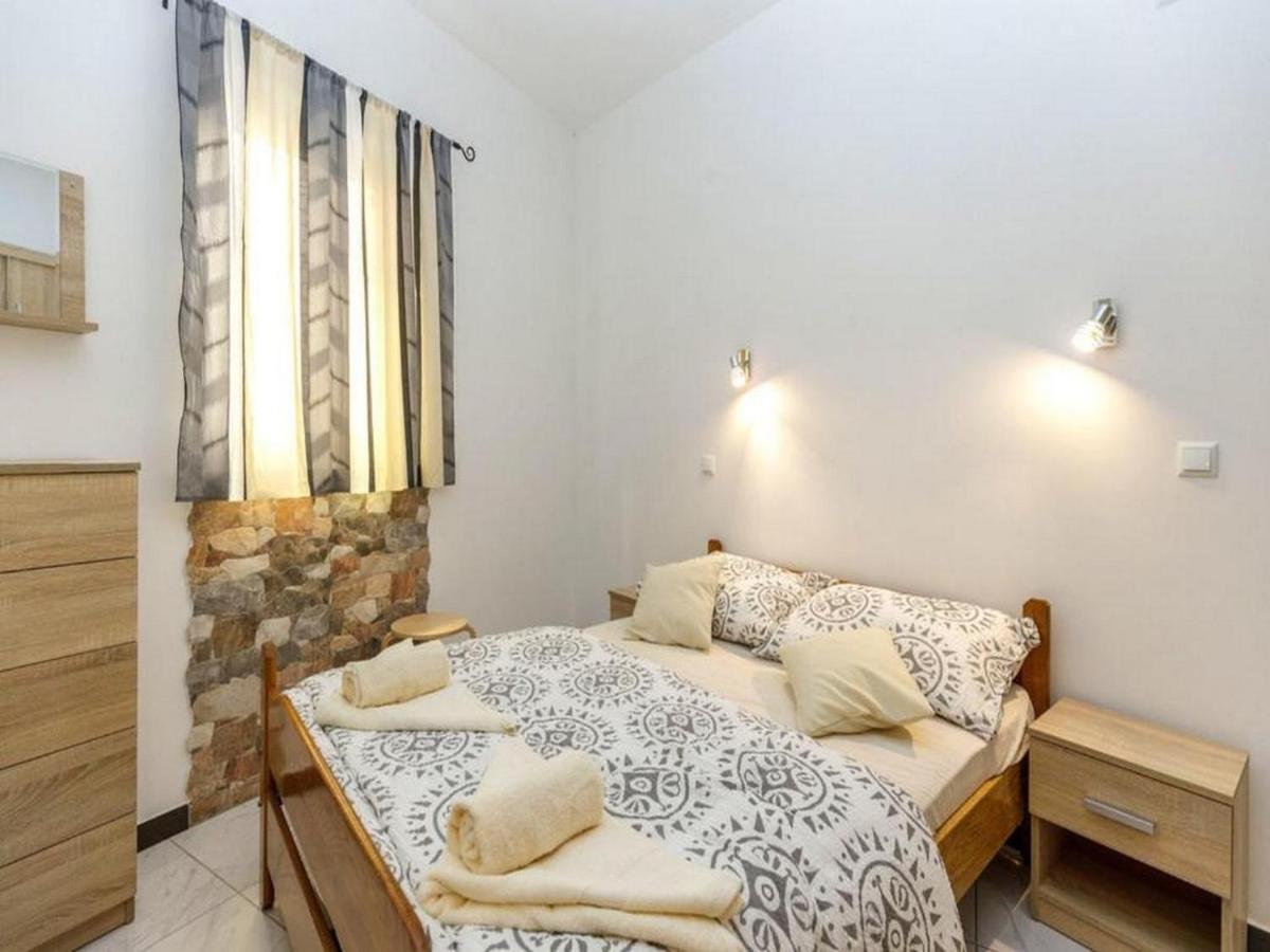 Apartment Senj Сень Экстерьер фото