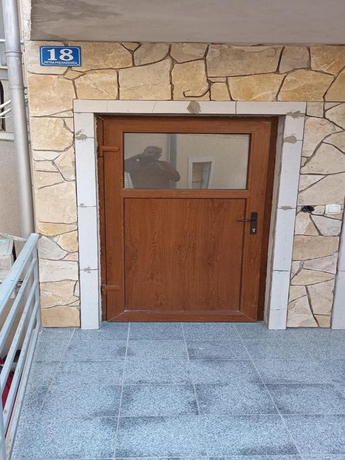 Apartment Senj Сень Экстерьер фото